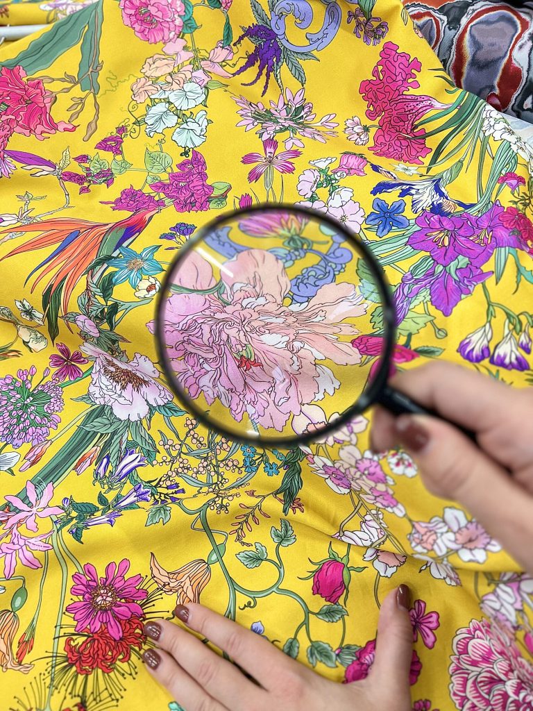 Фото 26 — «Творчество на ткани: тренды»